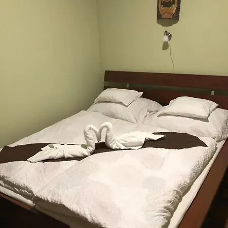 Kékház Apartman Appartamento