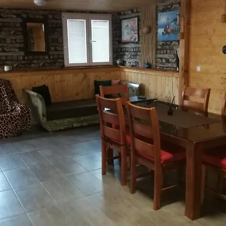 Appartamento Kékház Apartman *